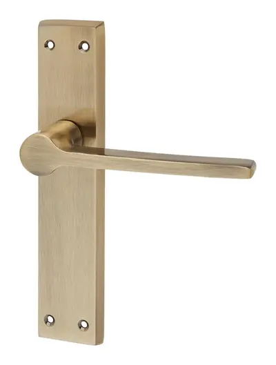 Auchinleck lever door handle in antique brass (H24) – McKee Joinery, Ayrshire