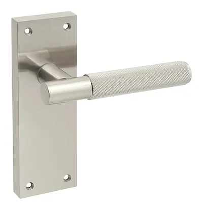 Dean Knurled door handle in satin nickel