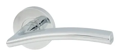 Eglinton lever door handle in polished chrome (H13) – McKee Joinery, Ayrshire
