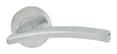 Eglinton door handle in satin chrome