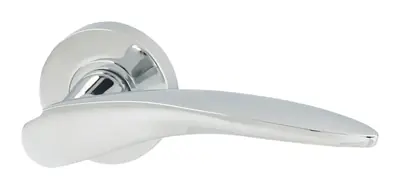 Greenan door handle in polished chrome
