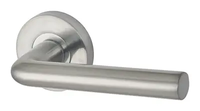 Killochan door handle in satin chrome