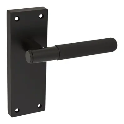 Newark Lined lever door handle in matt black (H22) – McKee Joinery, Ayrshire