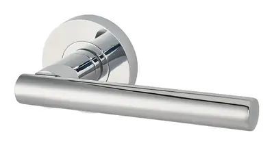 Portencross lever door handle in polished chrome (H11) – McKee Joinery, Ayrshire